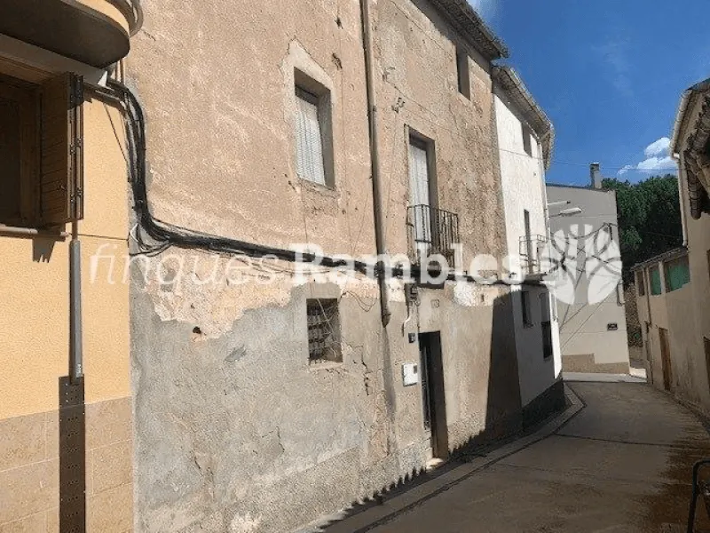Exterior de casa antes del render
